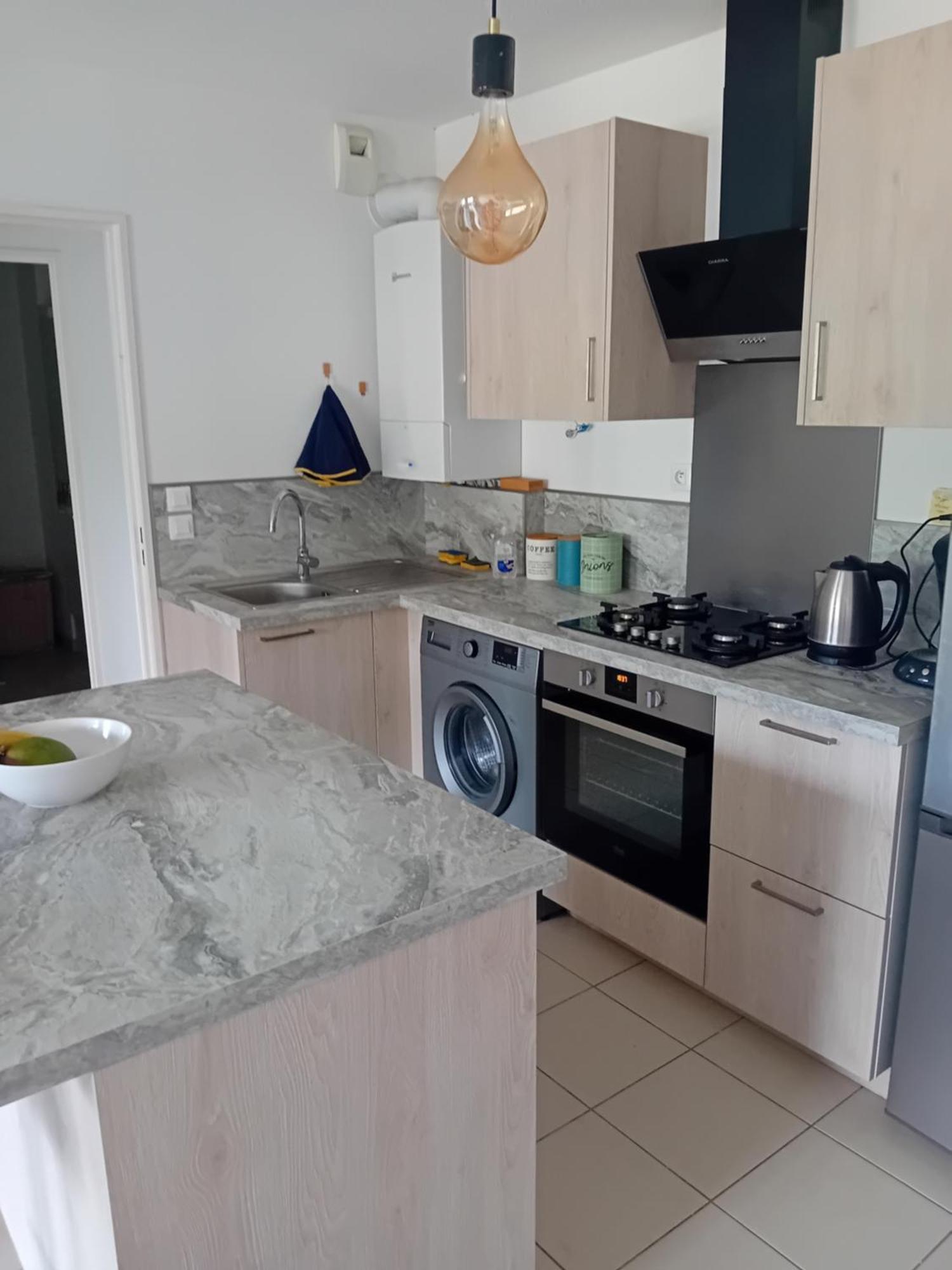 Superbe Appartement T2 Cuers Exteriör bild